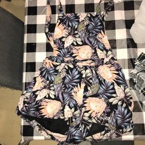 floral print romper!